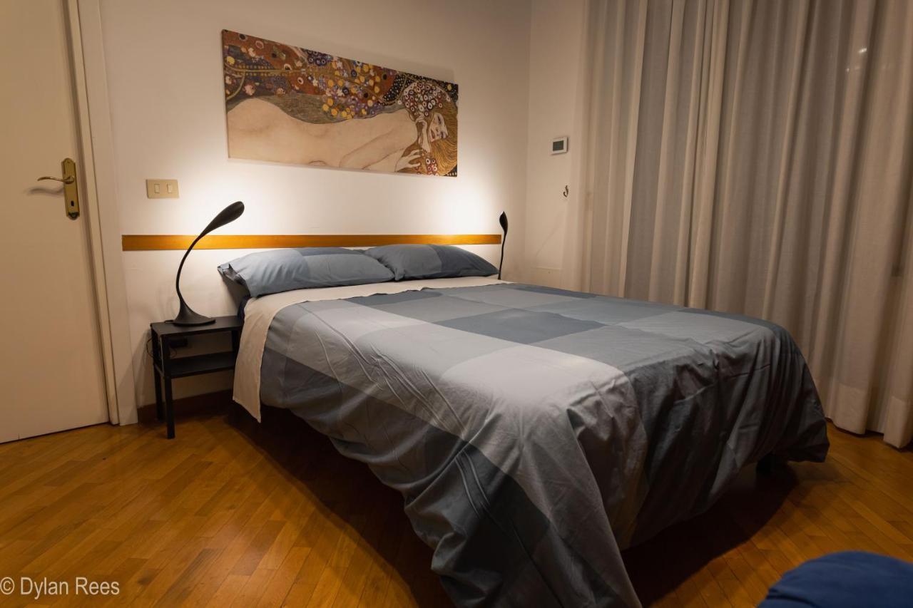 Villa Bob'S Fleming House à Rome Extérieur photo